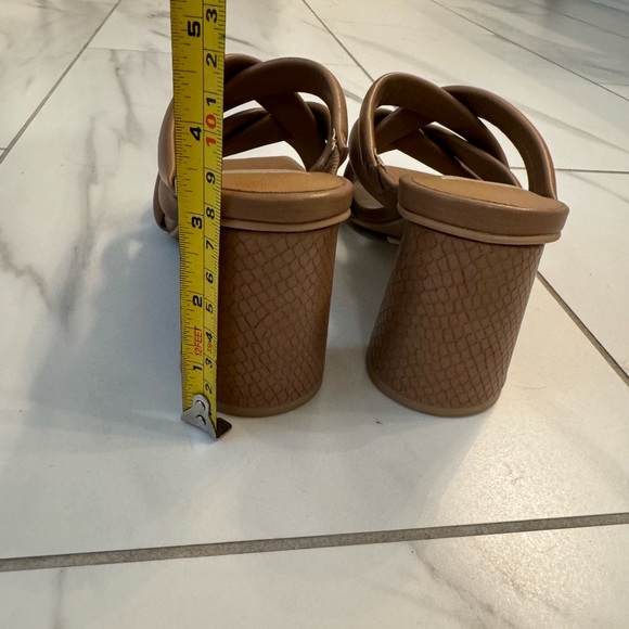 Dolce Vita Tan Heel Sandal Size 9.5 - Picture 5 of 7